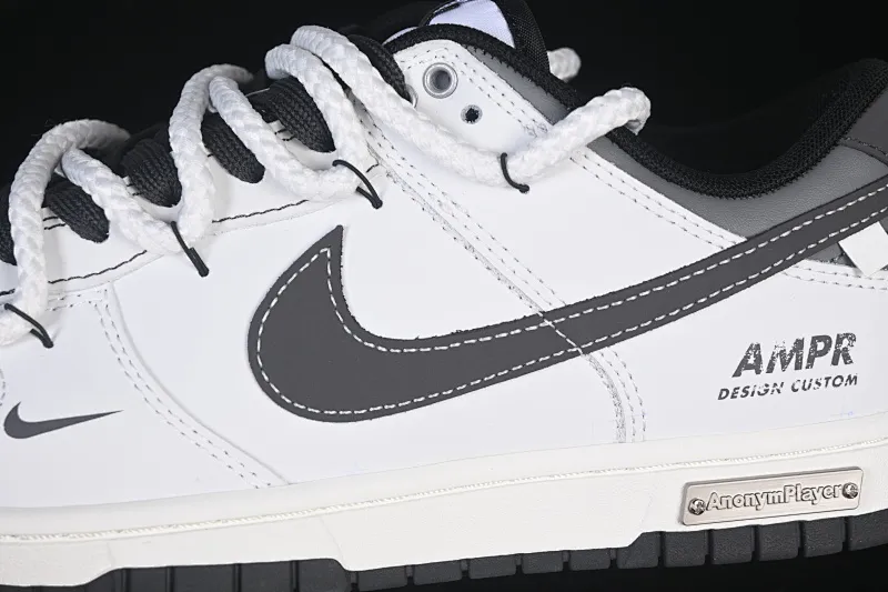 All Categories Nk SB Dunk Series Nk SB Dunk Low High-end Customized Low-top Shoes Nike SB Dunk Low "Just Do It" Straps Anniversary High-end Customized Low-top Casual Shoes WB0510-064